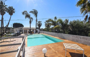 Awesome home in Scicli with Outdoor swimming pool, WiFi and 4 Bedrooms
